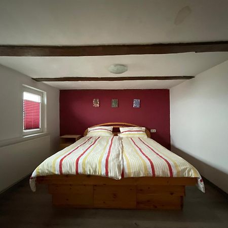 Ferienwohnung Am Kalkweg Бад-Зоден-Аллендорф Экстерьер фото